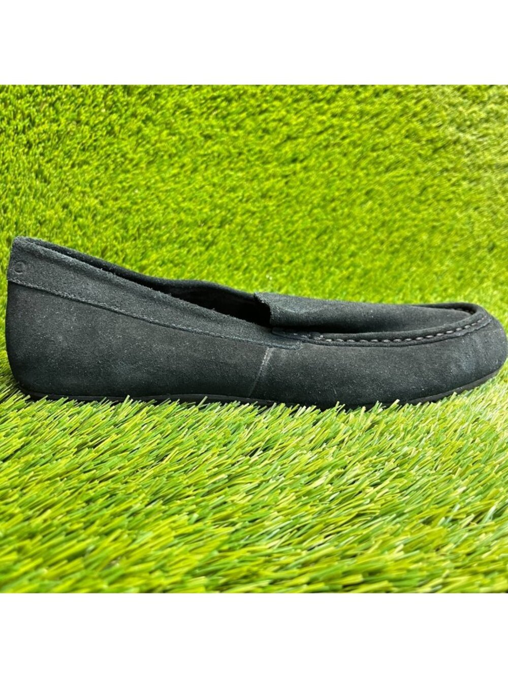Vionic Tompkin Mens Size 10.5 Black Casual Classic Suede Slip On Loafers Shoes